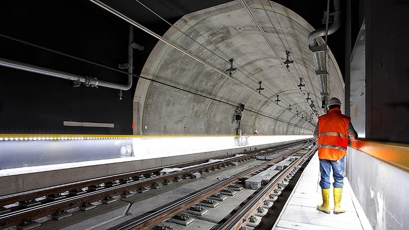 Tunnel